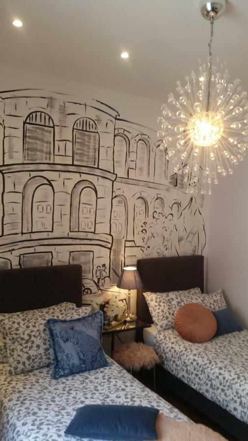 Arena Design Apartments With Free Private Parking And With A Terrace พูลา ภายนอก รูปภาพ