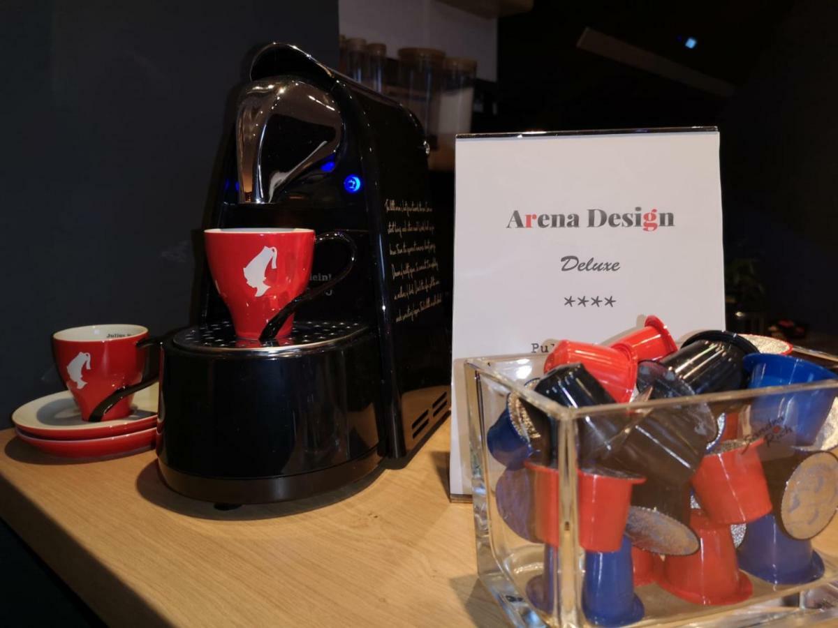 Arena Design Apartments With Free Private Parking And With A Terrace พูลา ภายนอก รูปภาพ